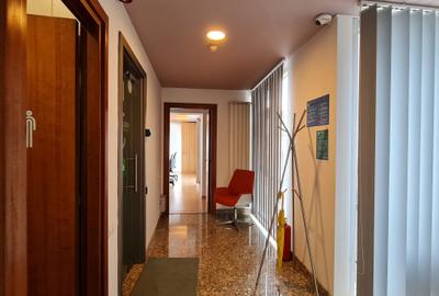 Spatiu birou - etaj 1 - Romana - 7