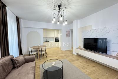 Apartament cu 3 camere decomandat, mobilat în Pipera