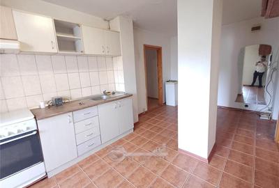 Apartament 3 camere Nicolina /Cug , 70 MP, etaj intermediar - 1