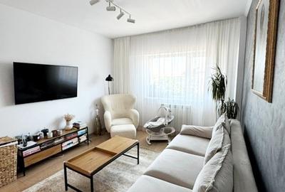 Apartament 3 camere decomandate, situat in zona Ultracentrala- Bd.Republicii - 7