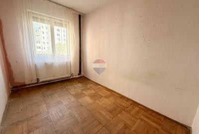 Apartament 3 camere, etaj 2, centrala proprie, prima data la vanzare - 2