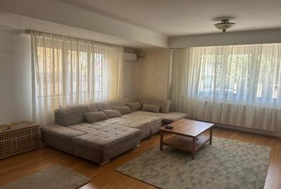 Apartament cu 2 camere nedecomandat, mobilat în Bucureștii Noi