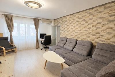 Apartament cu 3 camere decomandat în Nerva Traian