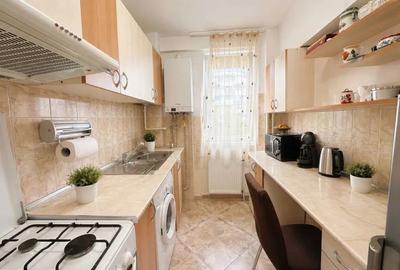 Apartament cu 2 camere semidecomandat, mobilat în Gheorgheni