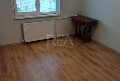 Apartament cu 2 camere decomandat în Crângași