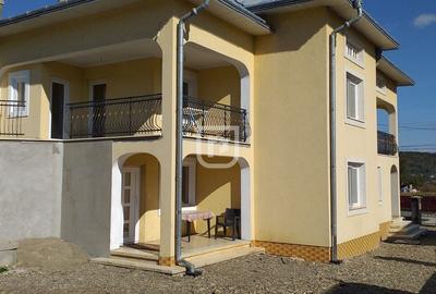 Casă 5 camere, 2.800 mp teren, Dărmănești – 13 km Suceava - 18