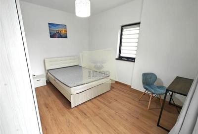 Apartament cu 2 camere semidecomandat, mobilat în Turnișor