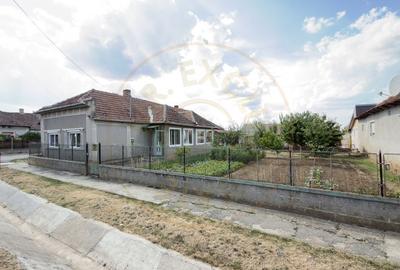 Casă individuală cu 4 camere în Nord