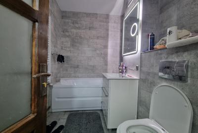 Ap. 2 camere decomandate/etaj 1/renovat acum/mobilat/utilat/Zona Nord - 10