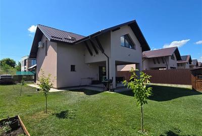 Casă cu 4 camere în Miroslava
