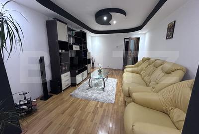 Apartament cu 3 camere semidecomandat, mobilat în 9 Mai