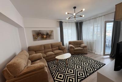 Apartament cu 4 camere decomandat, mobilat în Dacia