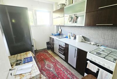 Apartament 3 camere decomandat de vânzare - zona Centrală – strada General Crist - 8