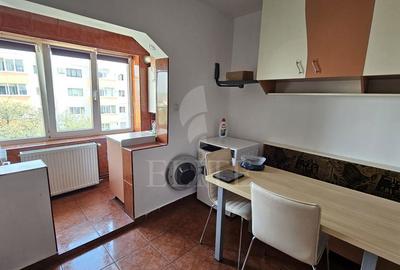 Apartament 2 camere în zona STR. LUNII - 15