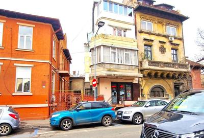 Apartament cu 3 camere semidecomandat, mobilat în Cișmigiu