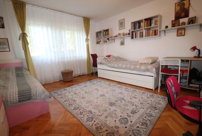 Apartament spațios cu poziție avantajoasă. - 4