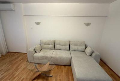 Apartament cu 3 camere decomandat, mobilat în Tineretului