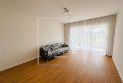 Apartament cu 2 camere decomandat în Exterior Vest