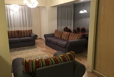 Apartament cu 3 camere decomandat, mobilat în Prelungirea Ghencea