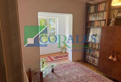 Apartament cu 3 camere decomandat, mobilat în Girocului