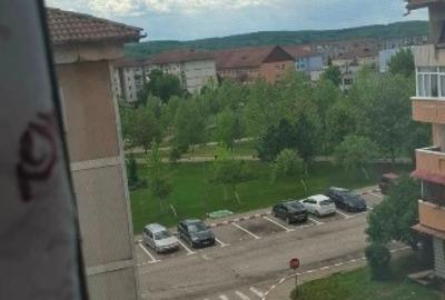 Apartament 3 camere decomandat Motru/Gorj - 1