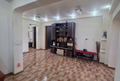 3 camere Obor Cu balcon si terasa Mobilat - 8