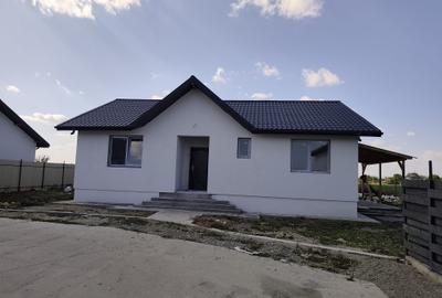 FARA COMISIOANE casa 4 camere 2 bai P+pod terasa la cheie in Crevedia - 4