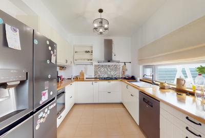 Vila moderna - stil mediteranean - 4 camere - complex de 9 case -Tunari - 4