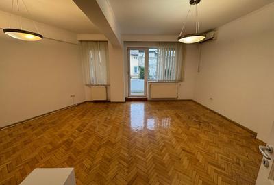 Inchiriere apartament duplex 2+3 retras in vila 2002 Cotroceni metrou Eroilor - 5