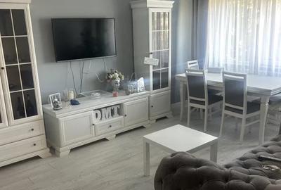 Apartament cu 3 camere decomandat, mobilat în Dacia