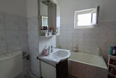 De vanzare 3 camere decomandat - 9