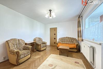 Apartament cu 3 camere semidecomandat, mobilat în Dacia