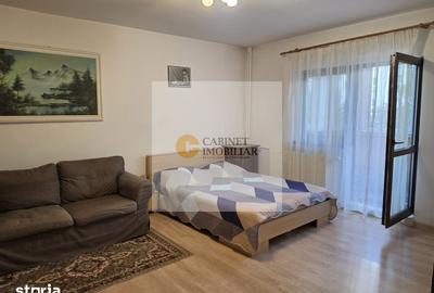 Garsonieră decomandată, mobilată în Decebal