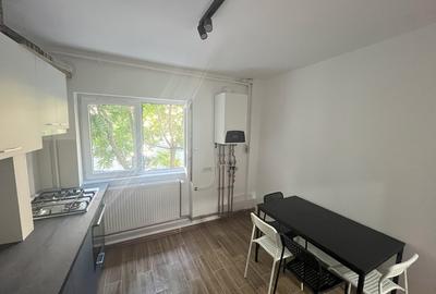Apartament cu 2 camere decomandat, mobilat în Crângași