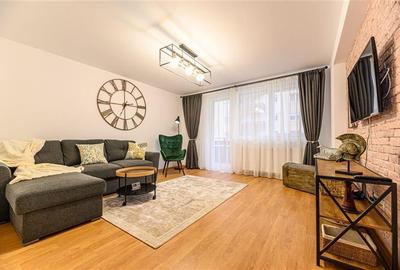 Apartament cu 2 camere decomandat, mobilat în Tractorul
