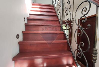 Casă 7 camere și 640 teren –str. Tautiului, Comision 0% - 23