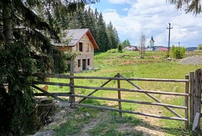 Teren Construcții intravilan de 4851 mp, în Râșca
