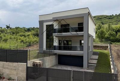 Casă nouă cu priveliște spre pădure în zona Făget – Drumul Sfântul Ioan - 3