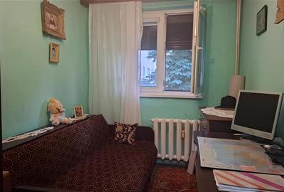 Apartament 3 camere, et.3, Piata Sud - 3