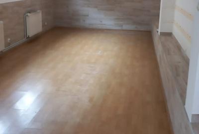Spațiu comercial, de 50.00 mp, în Cetate
