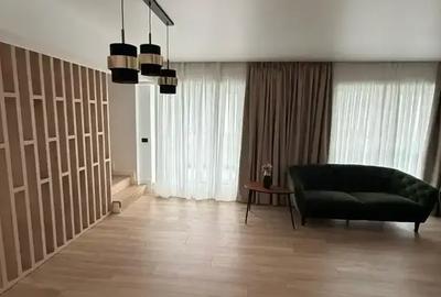 Penthouse cu 3 camere decomandat, mobilat în Berceni