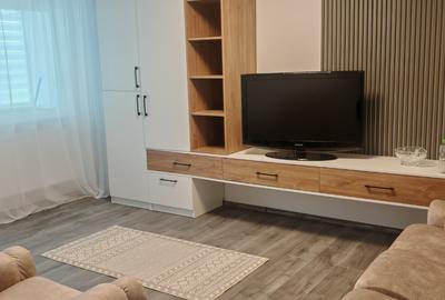 Apartament cu 2 camere decomandat, mobilat în Ultracentral