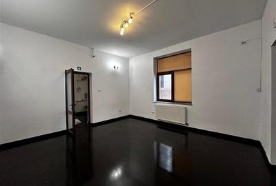 Casa sau spatii, de la 30mp la 300mp, Iasi, centru, str. Vovideniei - 5