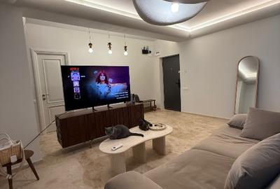 Apartament cu 4 camere semidecomandat în Nord