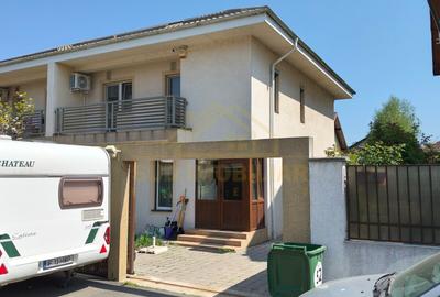 Duplex cu 4 camere în Central