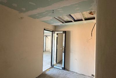 Casă spațioasă 4 dormitoare + teren 648 mp, stradă asfaltată - 3