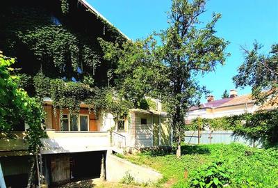 VILA CENTRAL S+P+1E - 22