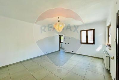 Casă / Vilă cu 6 camere de închiriat în zona Calea Dumbravii - 2