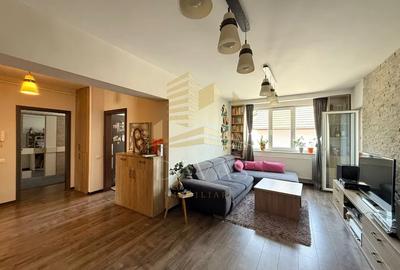 Apartament 3 camere semidecomandat+2parcari subterane incluse | Andrei Mureșanu - 2