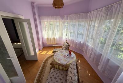Vilă istorică de vânzare  Castel Aura Buzescu Bușteni  str. Victoriei nr. 11 - 29